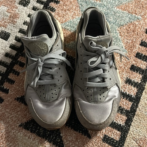 Nike silver hurraches - Picture 6 of 7